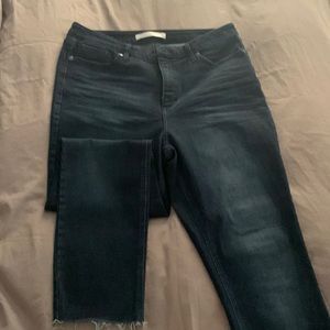 Distressed Skinny Jeans